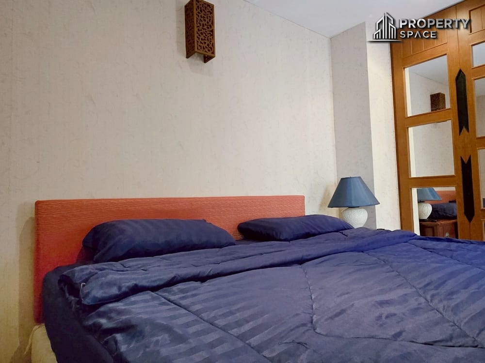 Luxurious 4 Bedroom Pool Villa In Na Jomtien Pattaya For Rent Image 26
