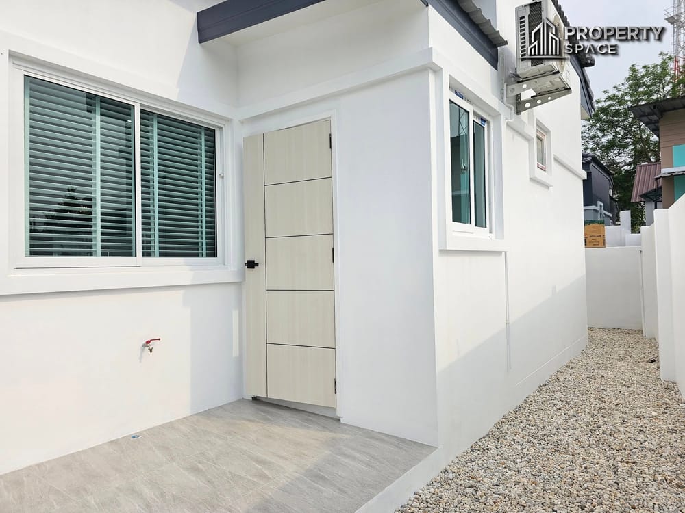 Brand New 3 Bedroom Pool Villa Modern Style In Huai Yai For Sale Image 25