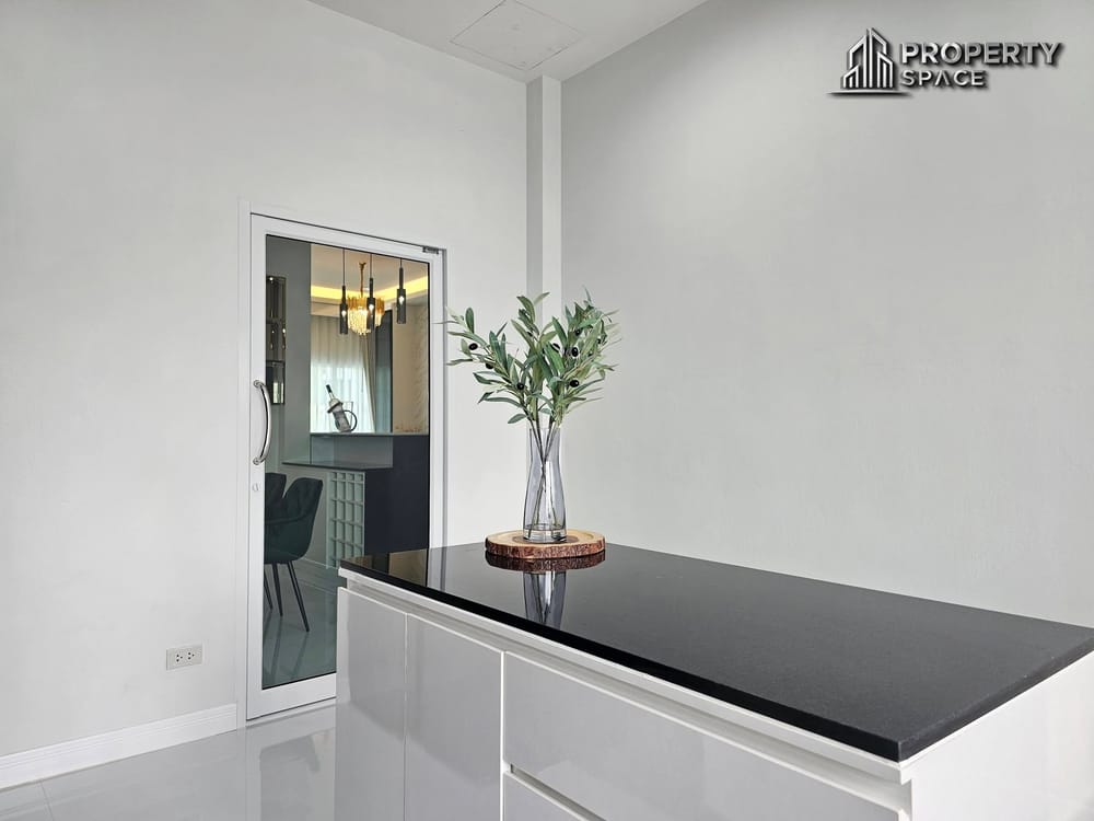 Brand New 3 Bedroom Pool Villa Modern Style In Huai Yai For Sale Image 16