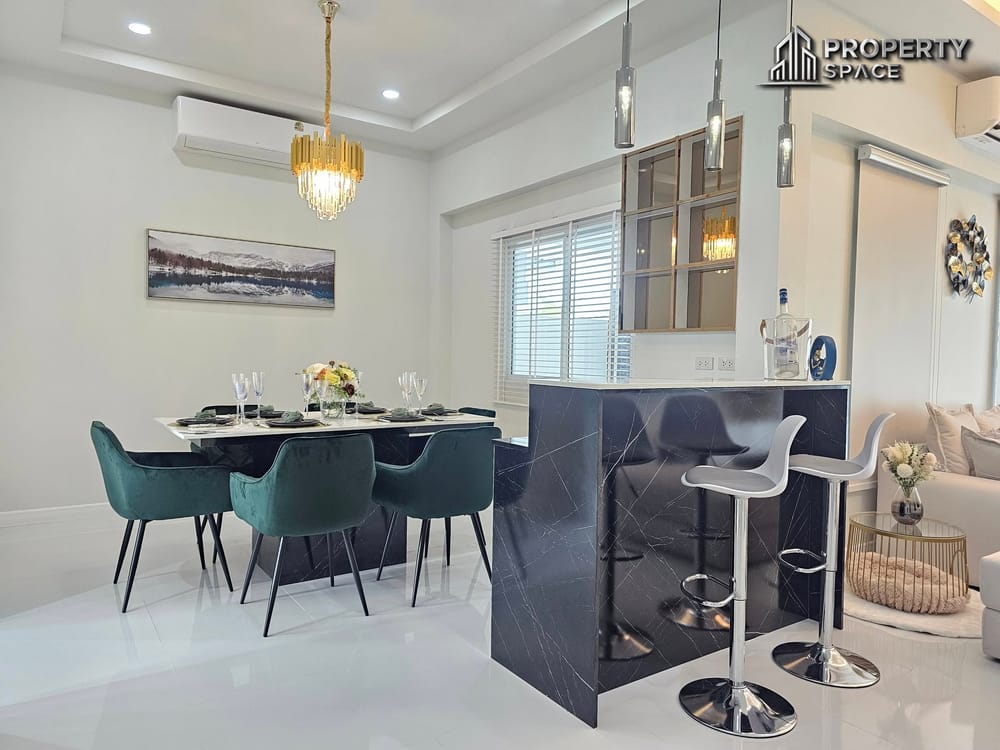 Brand New 3 Bedroom Pool Villa Modern Style In Huai Yai For Sale Image 11