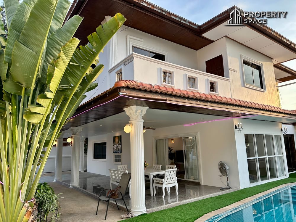 Spacious 5 Bedroom Pool Villa In Jomtien Pattaya For Rent Image 1