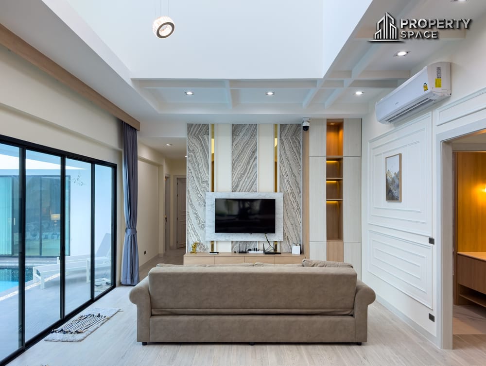 Brand New 3 Bedrooms Nordic Luxury Pool Villa In Huai Yai For Rent Image 7
