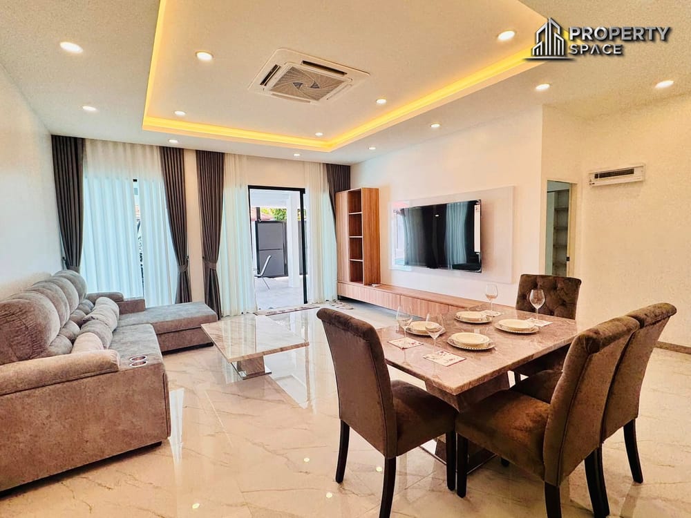 Newly Renovated 4 Bedroom Pool Villa Near Jomtien Beach For Sale - Great for Living or Investment! Image 12
