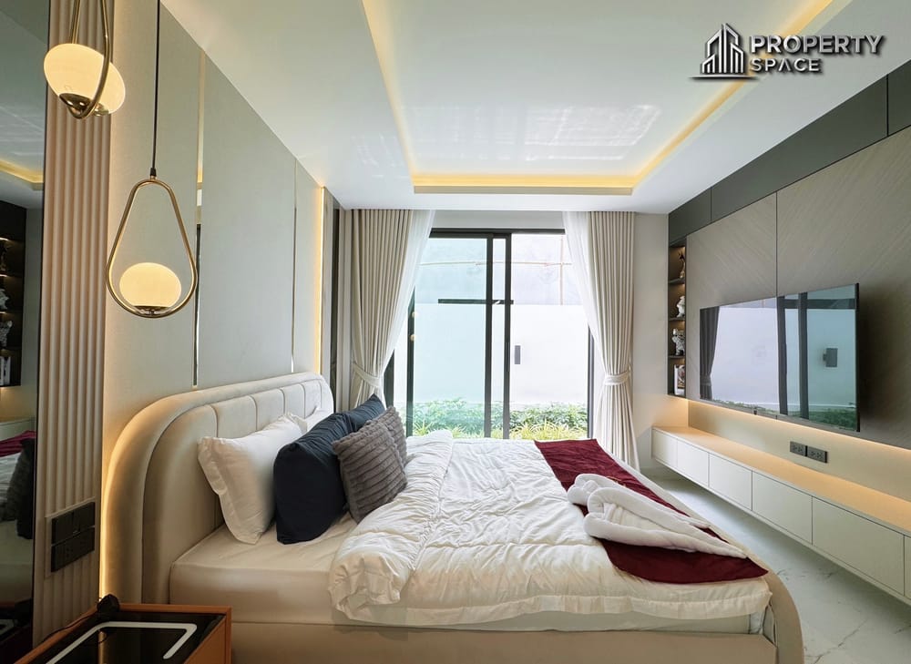 Luxury 4-Bedroom Pool Villa in Jomtien Pattaya – Fully Furnished For Sale Image 18