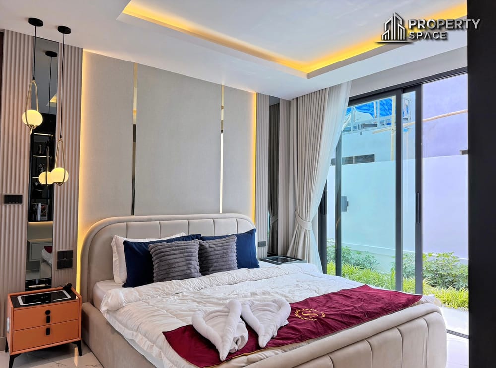 Luxury 4-Bedroom Pool Villa in Jomtien Pattaya – Fully Furnished For Sale Image 17