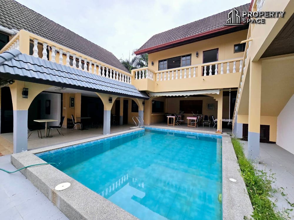 Charming 2-Storey, 12-Bedroom Guest House With Private Pool For Sale At Soi Bongkot, Pattaya. Image 4