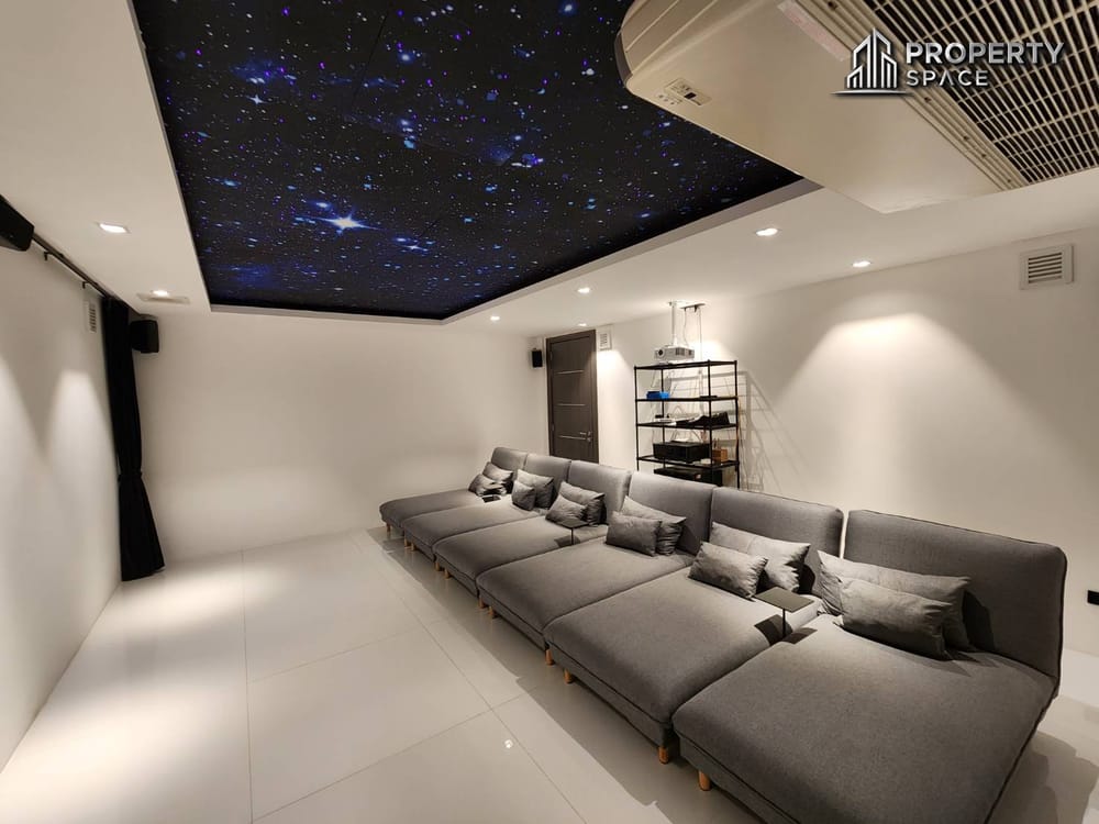 Ultra-Luxury 3-Storey Pool Villa With 6 Spacious Bedrooms And Private Elevator in Pratumnak Hill Image 19