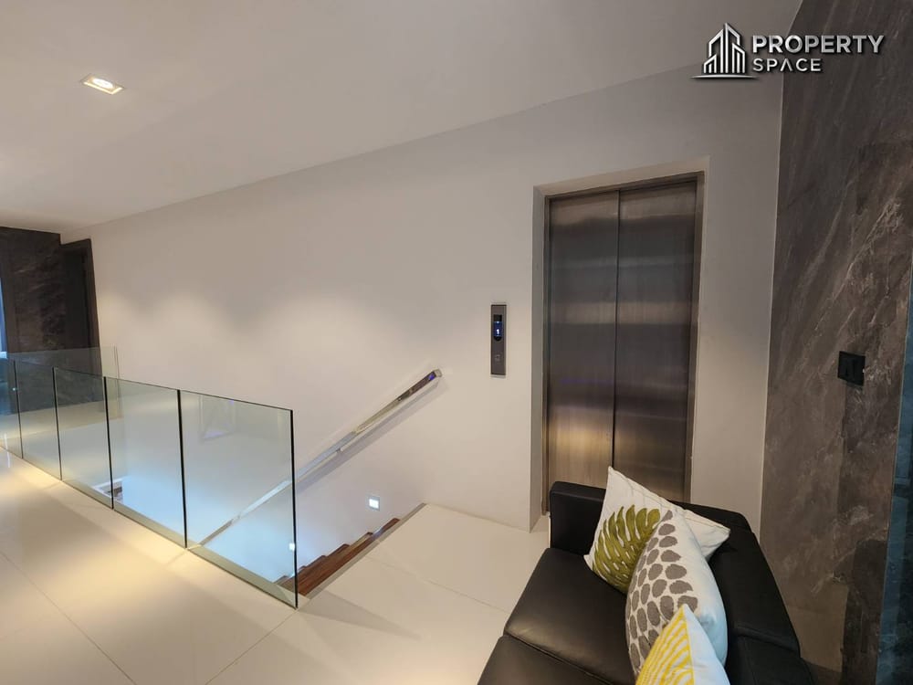 Ultra-Luxury 3-Storey Pool Villa With 6 Spacious Bedrooms And Private Elevator in Pratumnak Hill Image 20