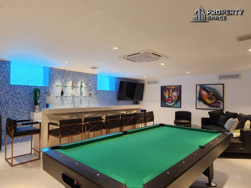 Ultra-Luxury 3-Storey Pool Villa With 6 Spacious Bedrooms And Private Elevator in Pratumnak Hill Image 16