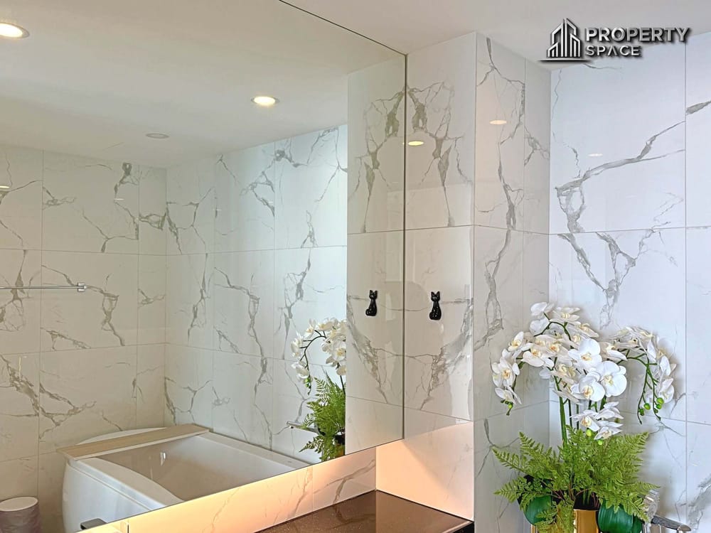 2 Bedroom Sea View (FQ) In The Panora Condo Pratumnak For Sale Image 11