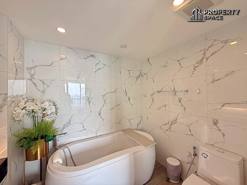 2 Bedroom Sea View (FQ) In The Panora Condo Pratumnak For Sale Image 10