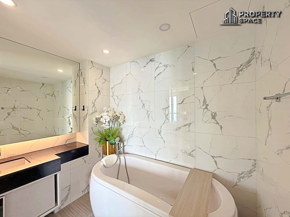 2 Bedroom Sea View (FQ) In The Panora Condo Pratumnak For Sale Image 9
