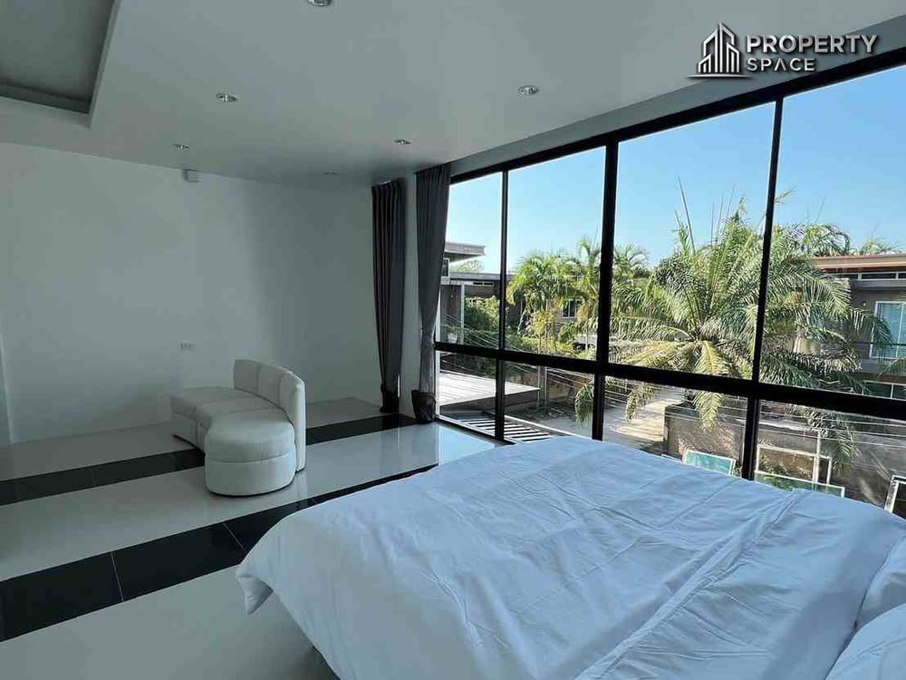Brand New Modern House 4-Bedroom Pool Villa With Spacious Layout in Huai Yai, Pattaya – For Sale Image 14