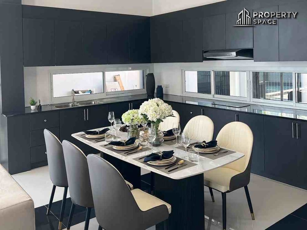Brand New Modern House 4-Bedroom Pool Villa With Spacious Layout in Huai Yai, Pattaya – For Sale Image 8