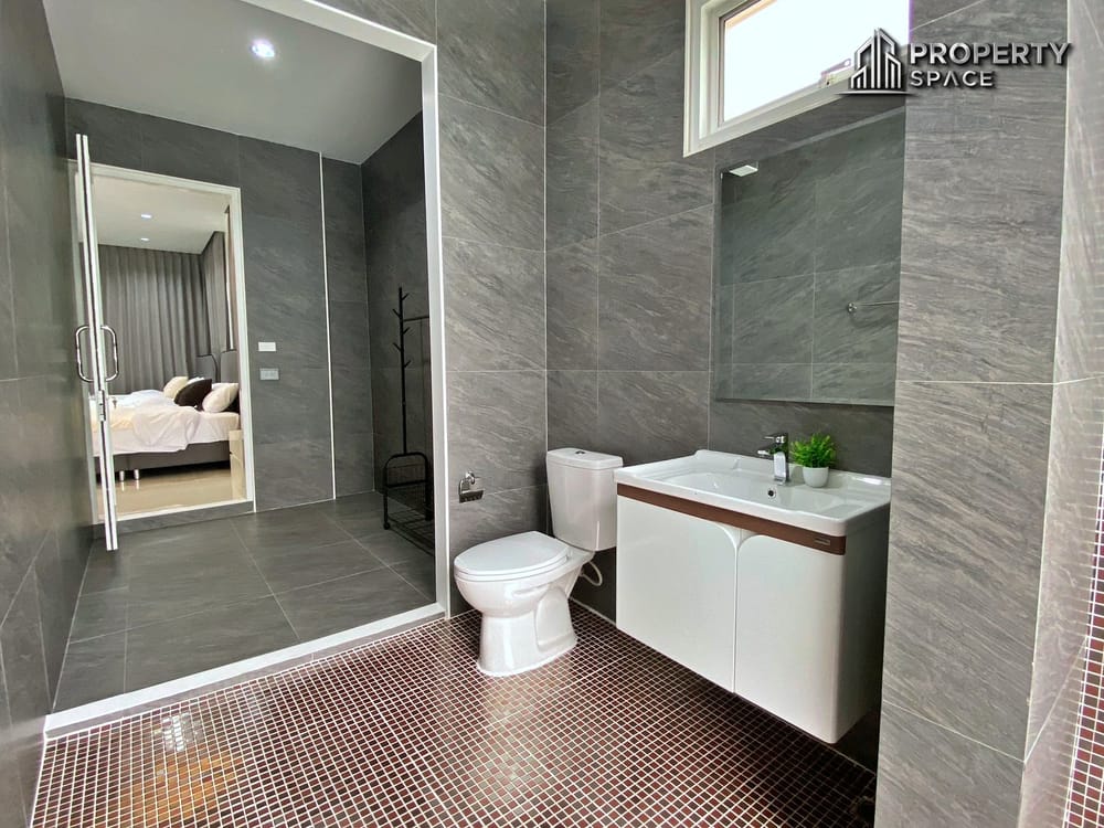 Brand New Modern House 4-Bedroom Pool Villa With Spacious Layout in Huai Yai, Pattaya – For Sale Image 27