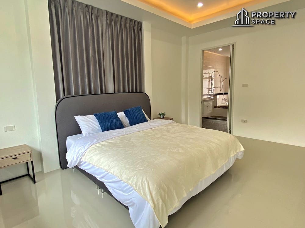 Brand New Modern House 4-Bedroom Pool Villa With Spacious Layout in Huai Yai, Pattaya – For Sale Image 16