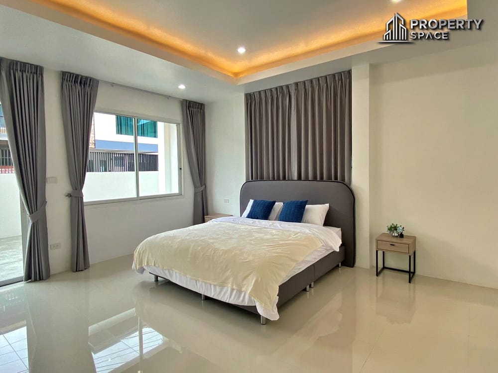 Brand New Modern House 4-Bedroom Pool Villa With Spacious Layout in Huai Yai, Pattaya – For Sale Image 14