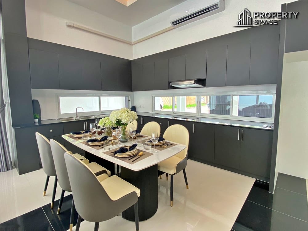 Brand New Modern House 4-Bedroom Pool Villa With Spacious Layout in Huai Yai, Pattaya – For Sale Image 12