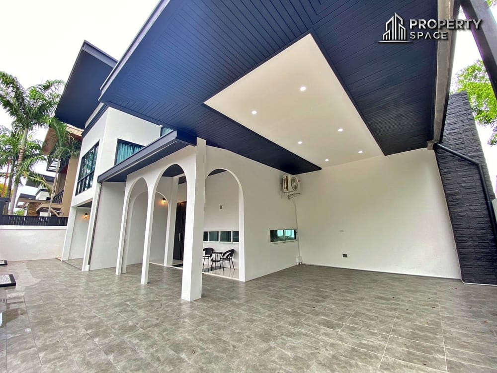 Brand New Modern House 4-Bedroom Pool Villa With Spacious Layout in Huai Yai, Pattaya – For Sale Image 3