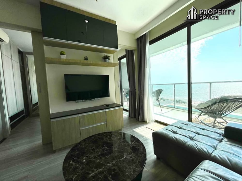 1 Bedroom Sea View In Aeras Beachfront Jomtien CondoFor Sale Image 3