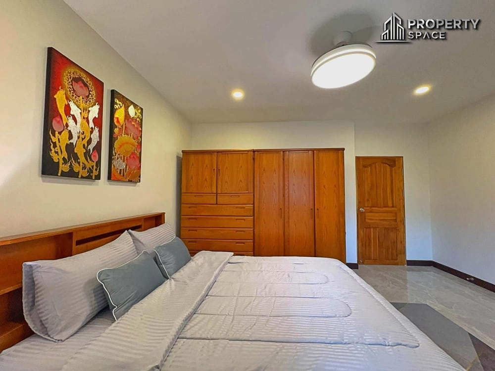 Spacious Pet-Friendly 3-Bedroom House in Naklua Pattaya for Rent Image 10