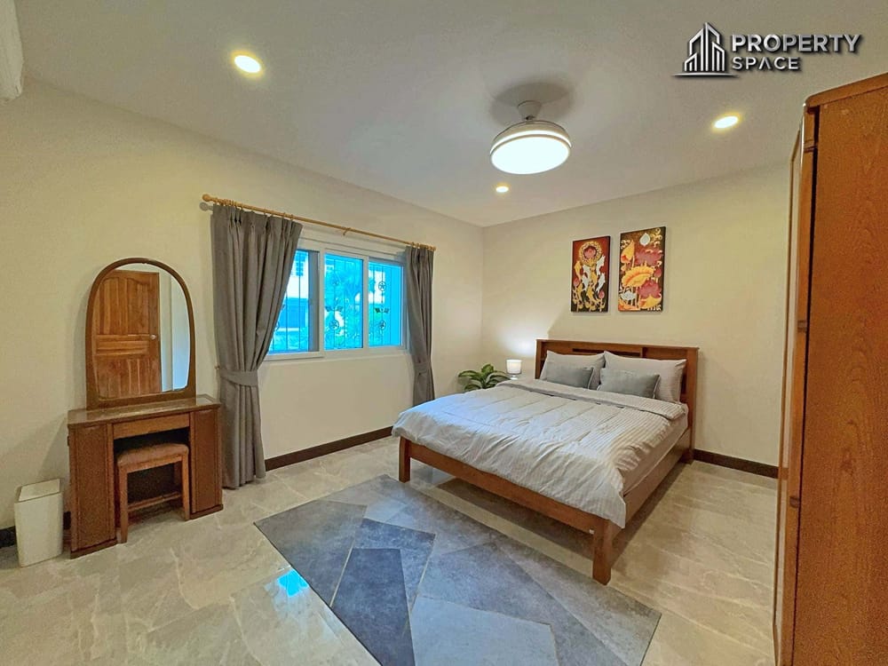 Spacious Pet-Friendly 3-Bedroom House in Naklua Pattaya for Rent Image 12