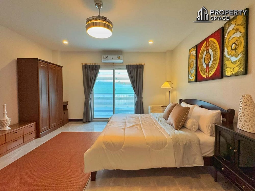 Spacious Pet-Friendly 3-Bedroom House in Naklua Pattaya for Rent Image 7