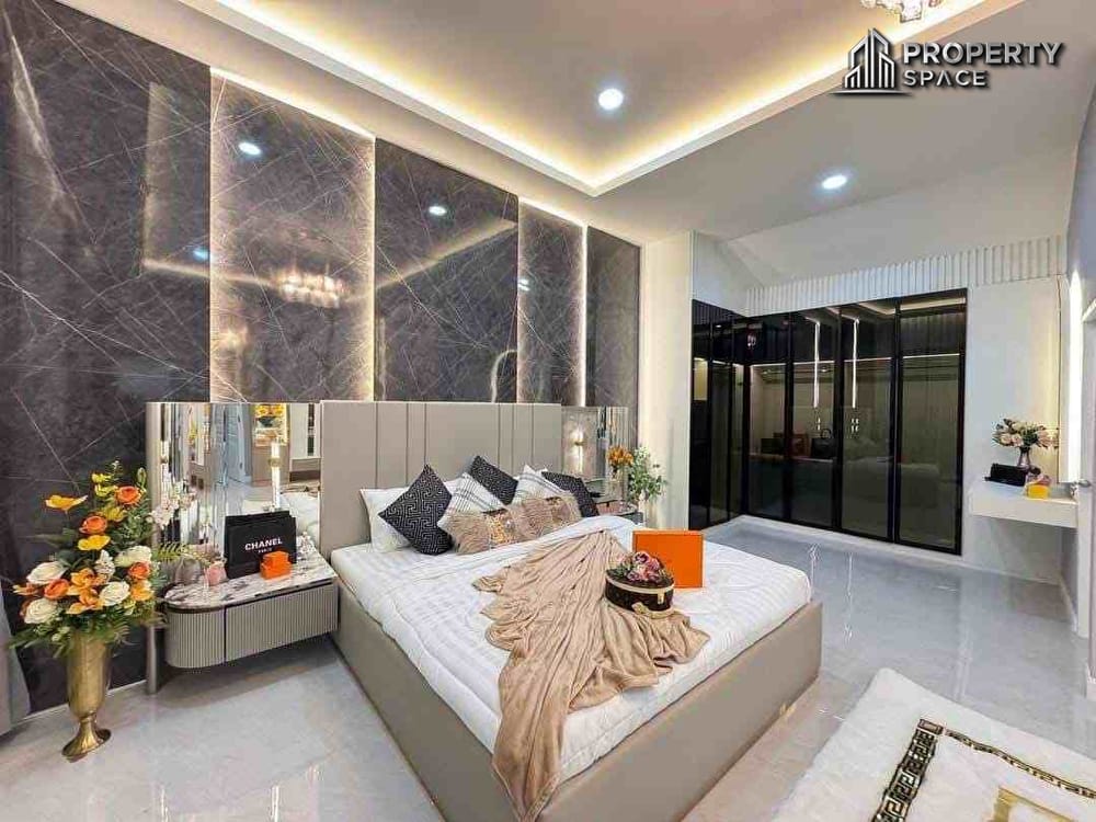 Brand New Modern Single-Story 4 Bedroom Pool Villa In East Pattaya For Sale Image 10