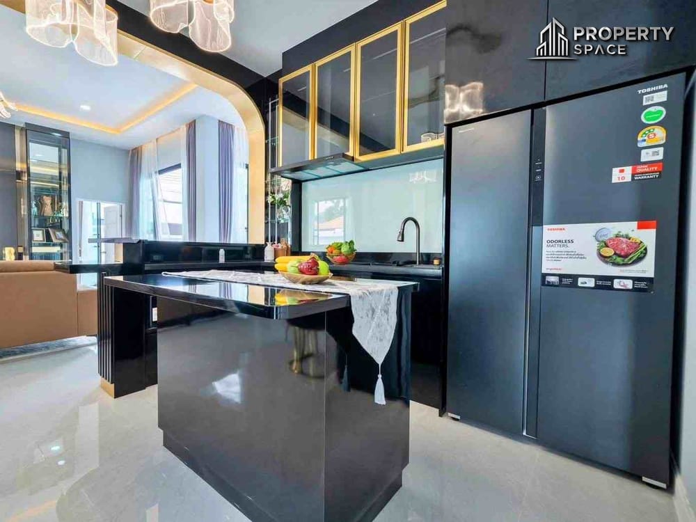 Brand New Modern Single-Story 4 Bedroom Pool Villa In East Pattaya For Sale Image 5