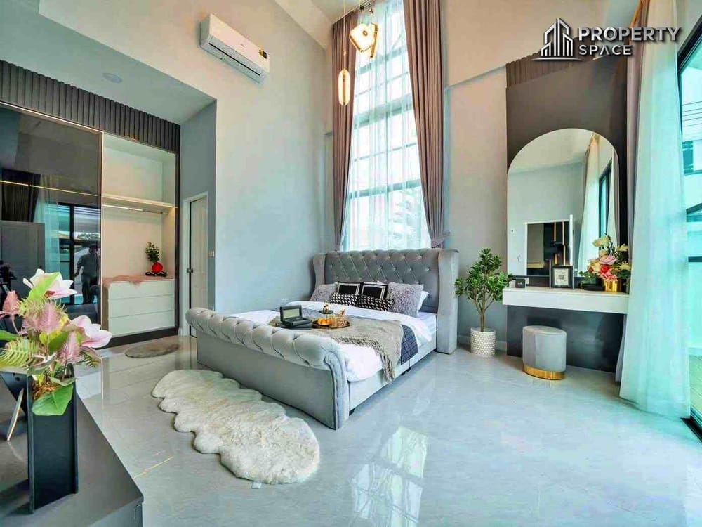 Brand New Modern Single-Story 4 Bedroom Pool Villa In East Pattaya For Sale Image 6