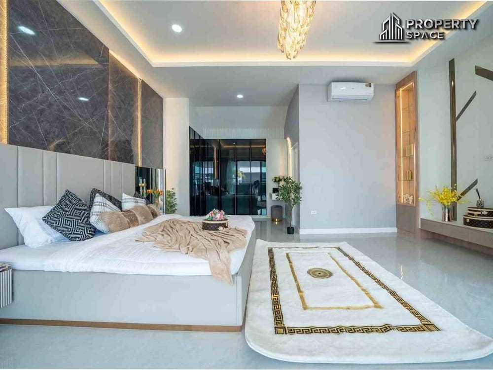 Brand New Modern Single-Story 4 Bedroom Pool Villa In East Pattaya For Sale Image 9