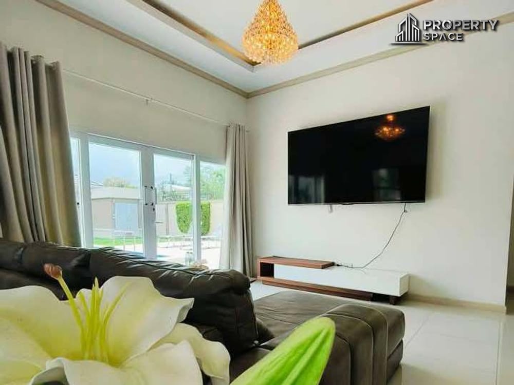 Spacious Modern 3 Bedroom Pool Villa Near Mabprachan Lake Pattaya For Rent Image 11