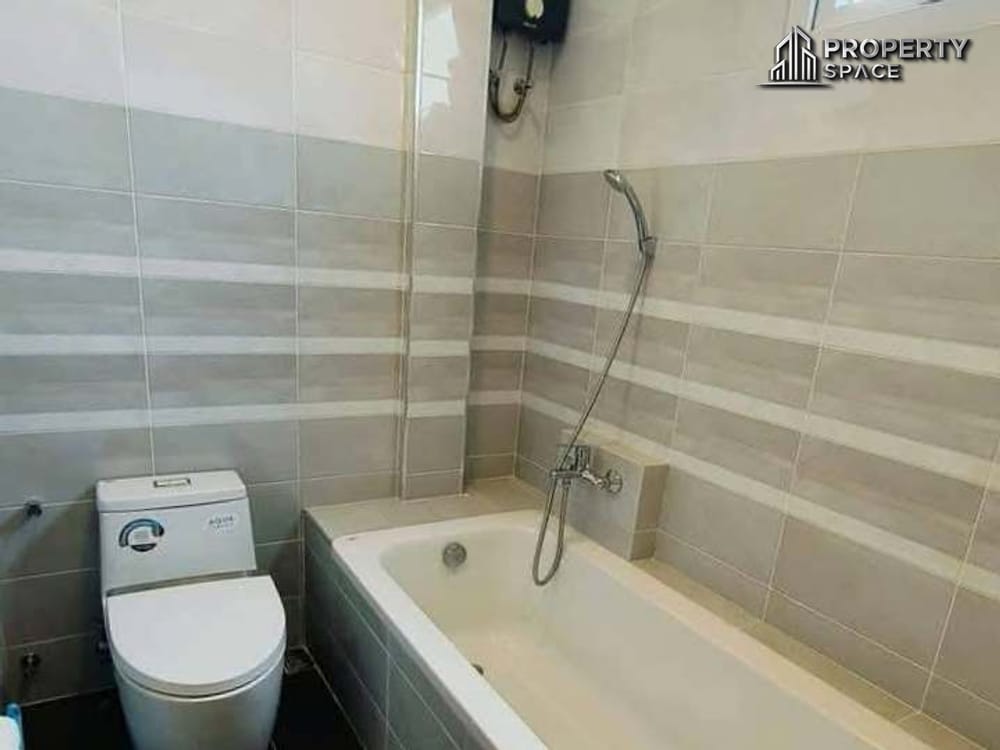 Spacious Modern 3 Bedroom Pool Villa Near Mabprachan Lake Pattaya For Rent Image 16