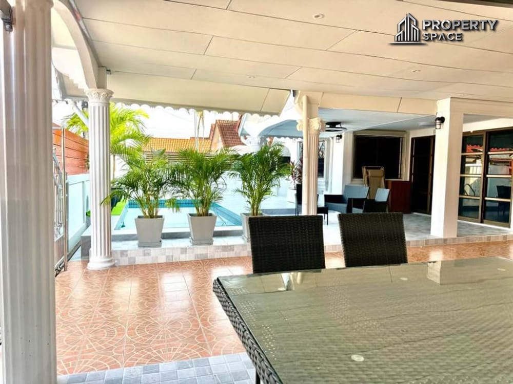 Family-Friendly 4-Bedroom Pool Villa Near Tara Pattana School Pattaya for Sale Image 4