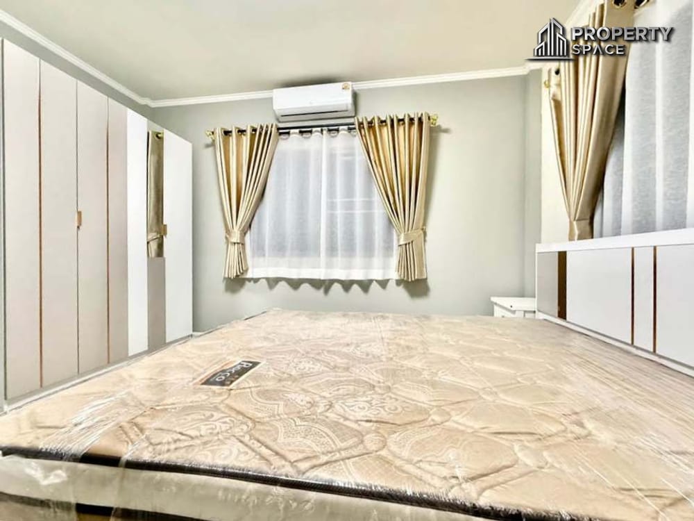 Family-Friendly 4-Bedroom Pool Villa Near Tara Pattana School Pattaya for Sale Image 18