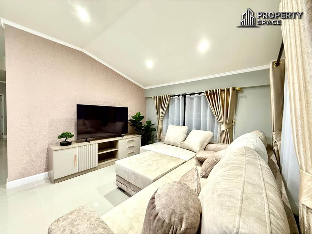 Family-Friendly 4-Bedroom Pool Villa Near Tara Pattana School Pattaya for Sale Image 7