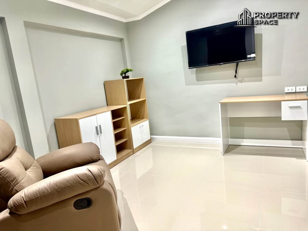 Family-Friendly 4-Bedroom Pool Villa Near Tara Pattana School Pattaya for Sale Image 20