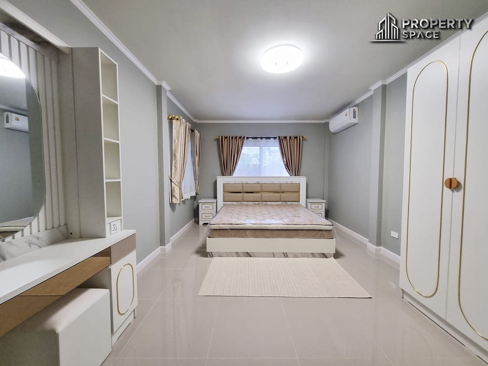 Family-Friendly 4-Bedroom Pool Villa Near Tara Pattana School Pattaya for Sale Image 16