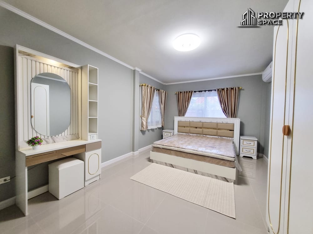 Family-Friendly 4-Bedroom Pool Villa Near Tara Pattana School Pattaya for Sale Image 14