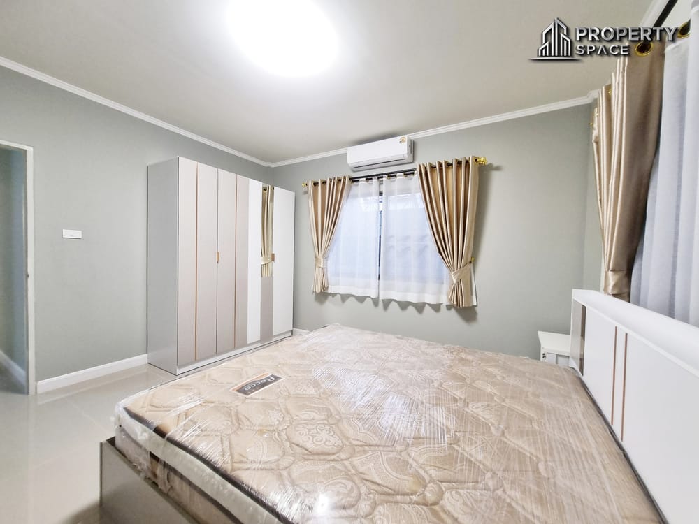 Family-Friendly 4-Bedroom Pool Villa Near Tara Pattana School Pattaya for Sale Image 20