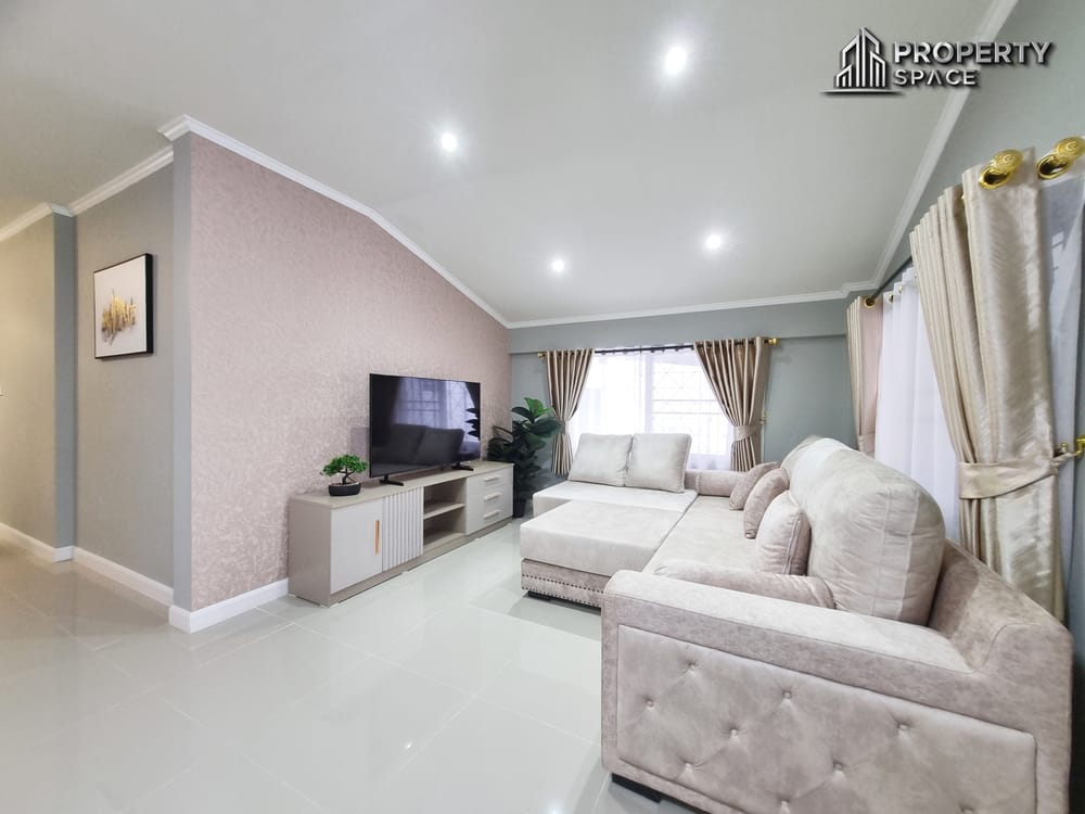 Family-Friendly 4-Bedroom Pool Villa Near Tara Pattana School Pattaya for Sale Image 8