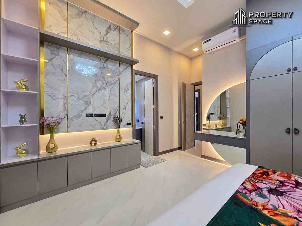 New Luxury Modern 4 Bedroom Pool Villa In Soi Siam Pattaya For Sale Image 36