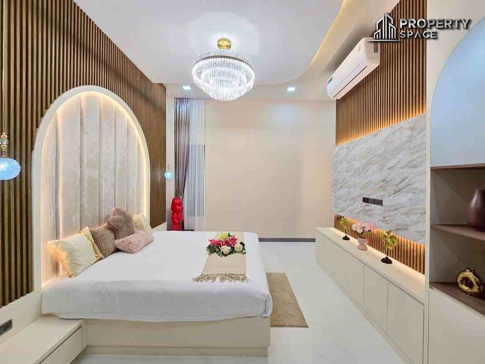 New Luxury Modern 4 Bedroom Pool Villa In Soi Siam Pattaya For Sale Image 27