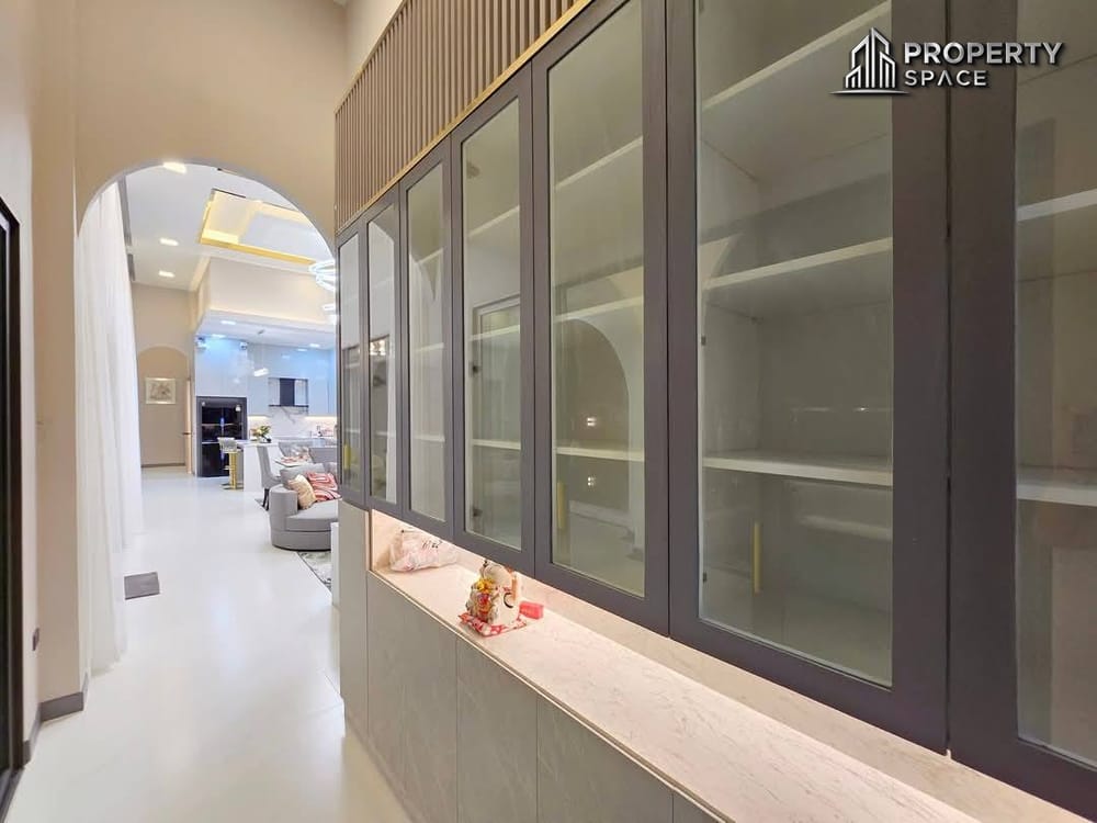 New Luxury Modern 4 Bedroom Pool Villa In Soi Siam Pattaya For Sale Image 13