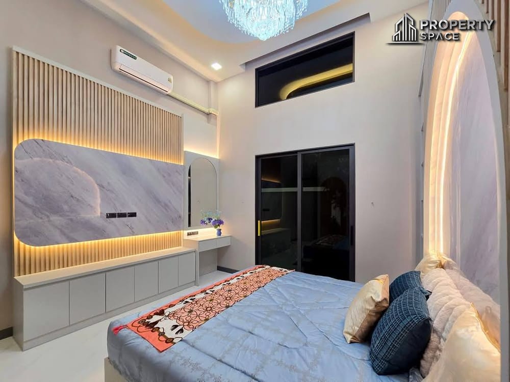 New Luxury Modern 4 Bedroom Pool Villa In Soi Siam Pattaya For Sale Image 31