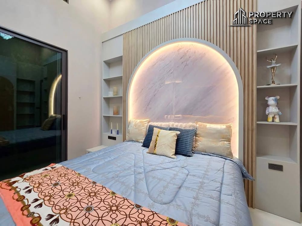 New Luxury Modern 4 Bedroom Pool Villa In Soi Siam Pattaya For Sale Image 32