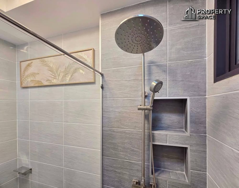 New Luxury Modern 4 Bedroom Pool Villa In Soi Siam Pattaya For Sale Image 37