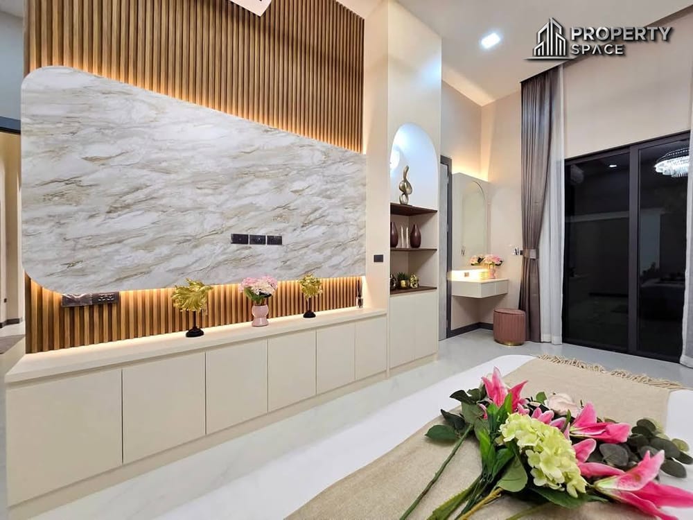 New Luxury Modern 4 Bedroom Pool Villa In Soi Siam Pattaya For Sale Image 28