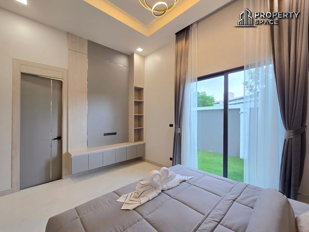 Brand New Luxury 4 Bedrooms Pool Villa in Soi Siam Country Club Pattaya Image 31