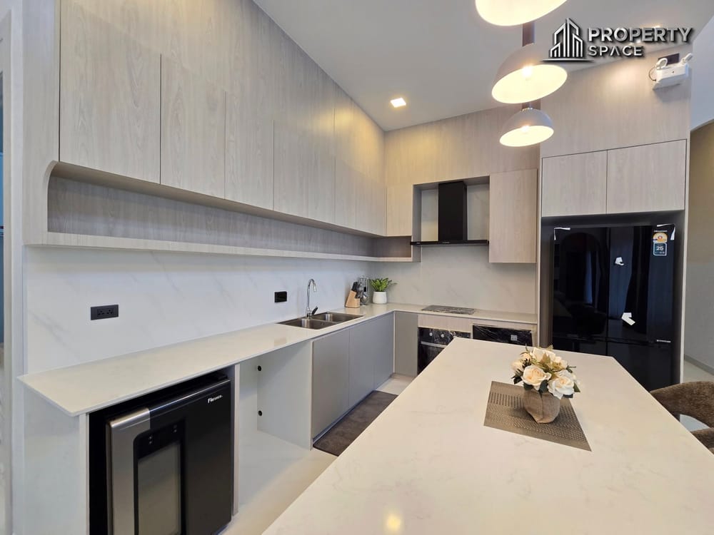 Brand New Luxury 4 Bedrooms Pool Villa in Soi Siam Country Club Pattaya Image 17